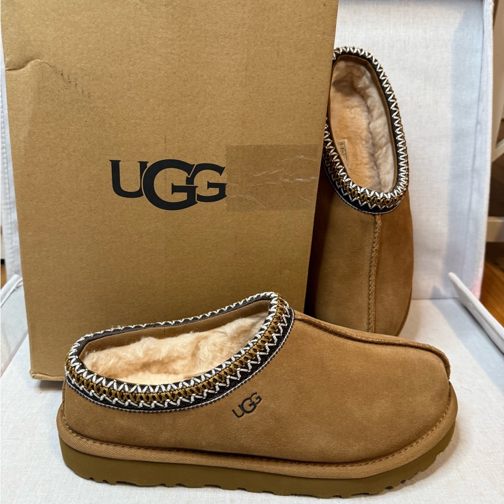 New in Box: UGG Tasman Slippers in Chestnut Brown, Size 8